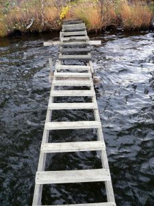 1097071_bridge como este puente son las palabras, debiles,... ayudan pero no son importantes